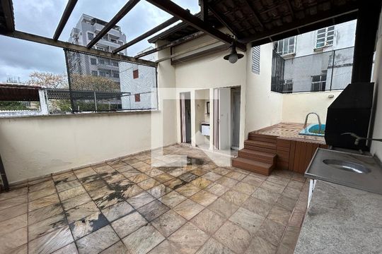 Terraço de casa à venda com 4 quartos, 156m² em Méier, Rio de Janeiro