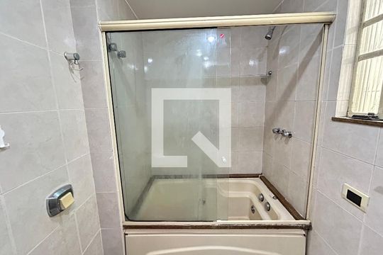 Banheiro da Suíte de casa à venda com 4 quartos, 156m² em Méier, Rio de Janeiro