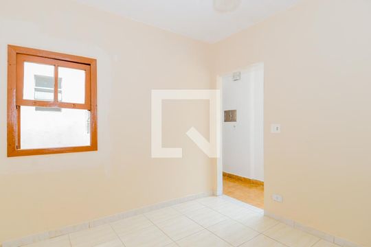 Quarto 1 de casa para alugar com 8 quartos, 550m² em Vila Progresso, Guarulhos