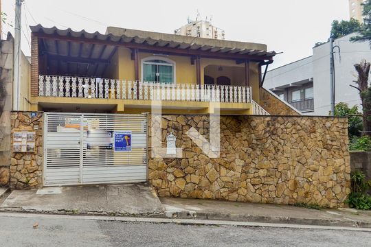 Fachada de casa para alugar com 8 quartos, 550m² em Vila Progresso, Guarulhos