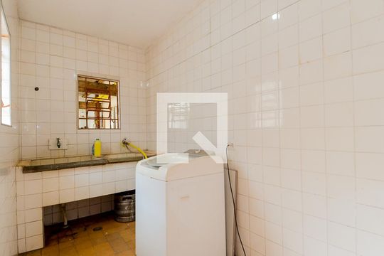 Área de Serviço de casa para alugar com 8 quartos, 550m² em Vila Progresso, Guarulhos