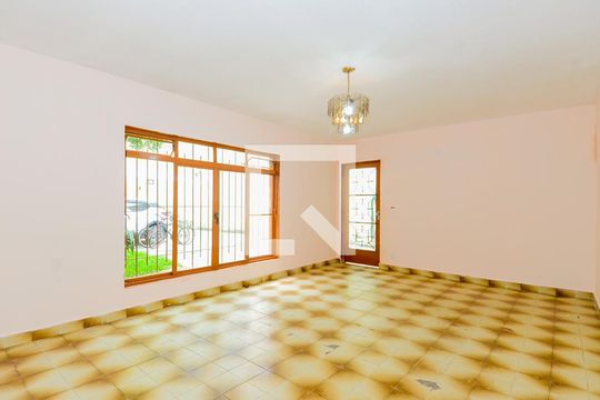 Sala de casa para alugar com 8 quartos, 550m² em Vila Progresso, Guarulhos