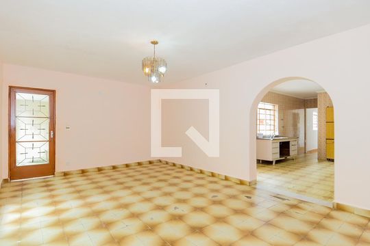 Sala de casa para alugar com 8 quartos, 550m² em Vila Progresso, Guarulhos