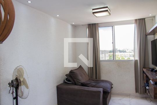 Sala de apartamento à venda com 2 quartos, 44m² em Água Santa, Rio de Janeiro