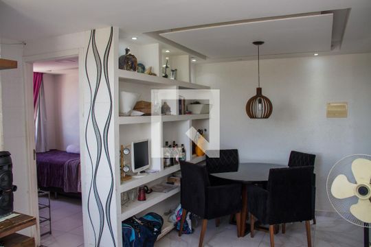 Sala de apartamento à venda com 2 quartos, 44m² em Água Santa, Rio de Janeiro