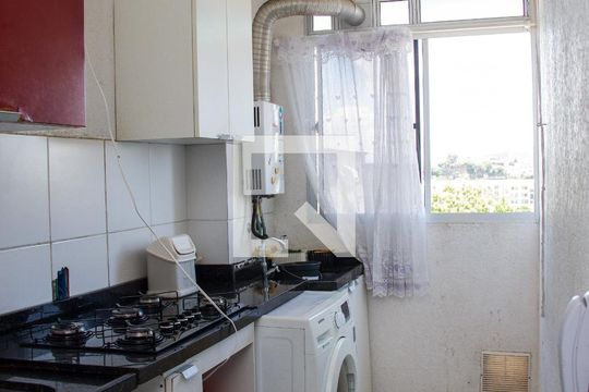 Cozinha de apartamento à venda com 2 quartos, 44m² em Água Santa, Rio de Janeiro