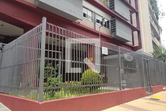 Fachada de apartamento para alugar com 1 quarto, 38m² em Bela Vista, São Paulo