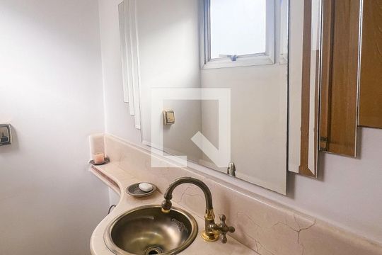 Lavabo de apartamento à venda com 3 quartos, 150m² em Indianópolis, São Paulo