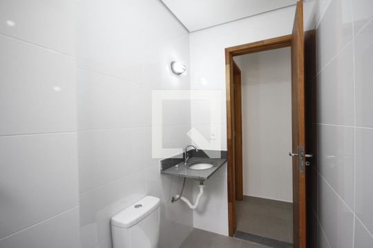 Banheiro de apartamento para alugar com 1 quarto, 28m² em Ipiranga, São Paulo