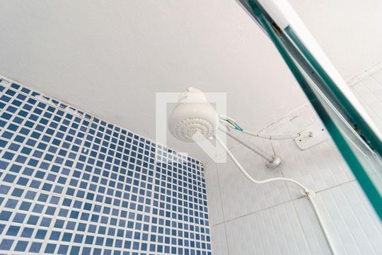 Banheiro Social de casa para alugar com 1 quarto, 35m² em Vila da Saúde, São Paulo
