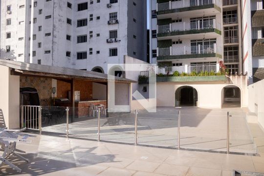 Área comum de apartamento para alugar com 3 quartos, 282m² em Canela, Salvador