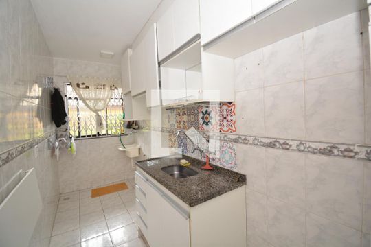 Cozinha e Área de Serviço de casa à venda com 2 quartos, 64m² em Irajá, Rio de Janeiro