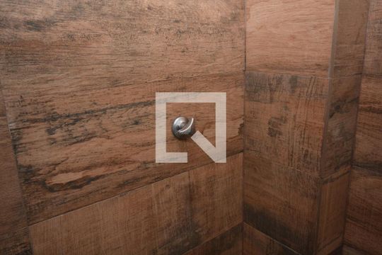 Banheiro Social do Segundo Piso de casa à venda com 2 quartos, 64m² em Irajá, Rio de Janeiro