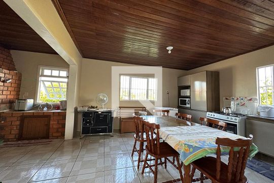 Cozinha de casa à venda com 5 quartos, 243m² em Campina, São Leopoldo
