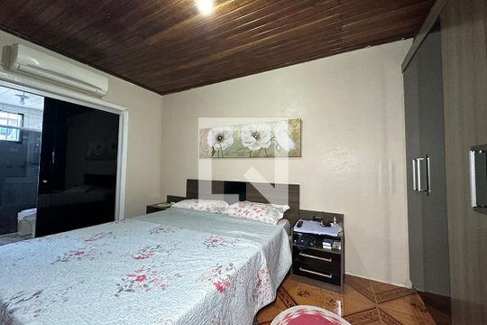 Quarto 1 - Suíte de casa à venda com 5 quartos, 243m² em Campina, São Leopoldo