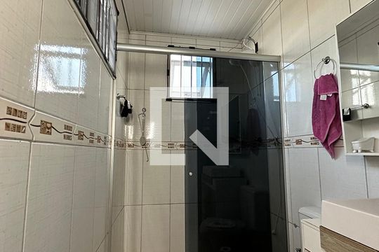Banheiro da Suíte de casa à venda com 5 quartos, 243m² em Campina, São Leopoldo