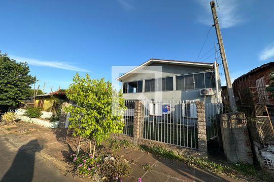 Fachada de casa à venda com 5 quartos, 243m² em Campina, São Leopoldo