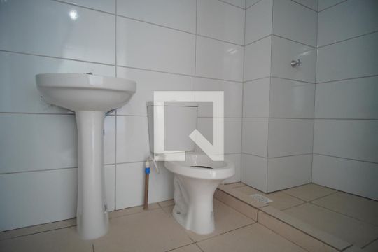 Banheiro de apartamento para alugar com 2 quartos, 56m² em Rondônia, Novo Hamburgo