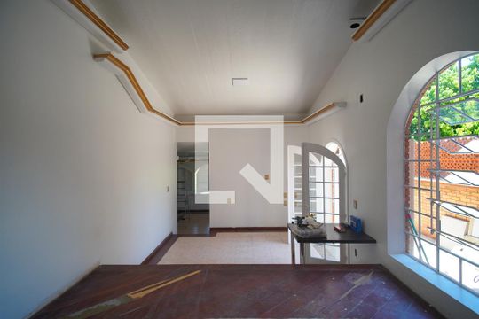 Sala de casa à venda com 3 quartos, 184m² em Canudos, Novo Hamburgo