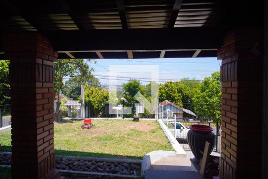 Sala - Vista de casa à venda com 3 quartos, 184m² em Canudos, Novo Hamburgo