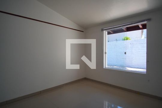 Suíte de casa à venda com 3 quartos, 184m² em Canudos, Novo Hamburgo