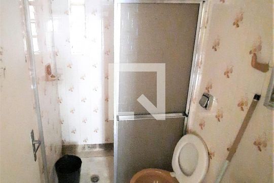 Banheiro de apartamento para alugar com 2 quartos, 50m² em Vergueiro, Sorocaba