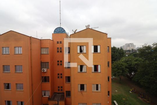 Vista Quarto 1  de apartamento à venda com 2 quartos, 44m² em Jardim das Graças, São Paulo
