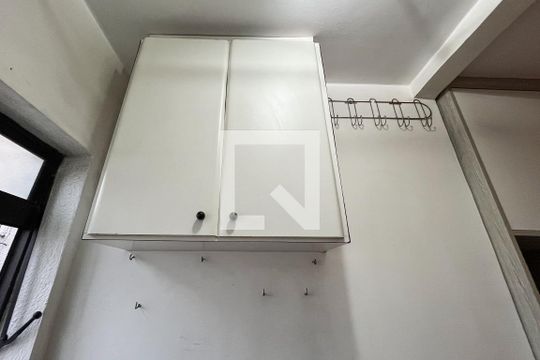 Área de Serviço de apartamento à venda com 2 quartos, 60m² em Vila Pompéia, São Paulo