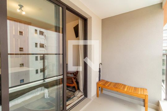 Varanda de kitnet/studio para alugar com 1 quarto, 25m² em Vila Mariana, São Paulo