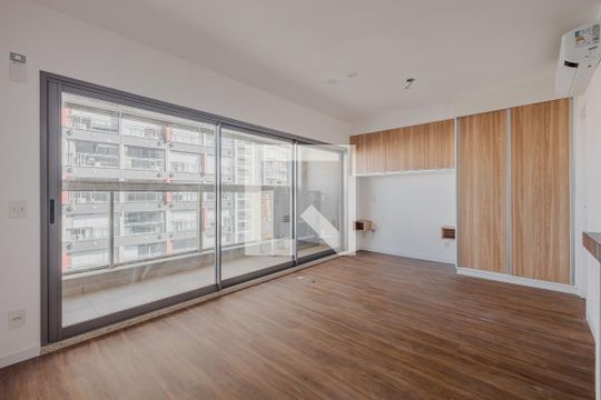Kitnet/Studio à venda com 1 quarto, 39m² em Pinheiros, São Paulo