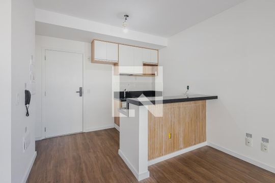 Cozinha e Área de Serviço de kitnet/studio à venda com 1 quarto, 39m² em Pinheiros, São Paulo