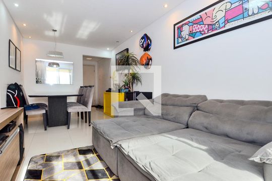 Sala de apartamento à venda com 3 quartos, 75m² em Vila Augusta, Guarulhos