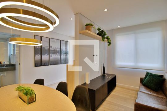 Sala de Home Office de apartamento à venda com 2 quartos, 36m² em Paraisópolis, São Paulo