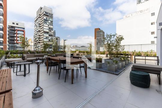 Terraço de apartamento para alugar com 1 quarto, 32m² em Pinheiros, São Paulo