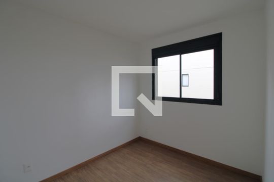 Quarto 1 de apartamento para alugar com 2 quartos, 34m² em Jurubatuba, São Paulo