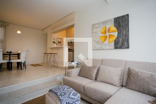 Sala de estar de apartamento à venda com 1 quarto, 80m² em Santana, São Paulo