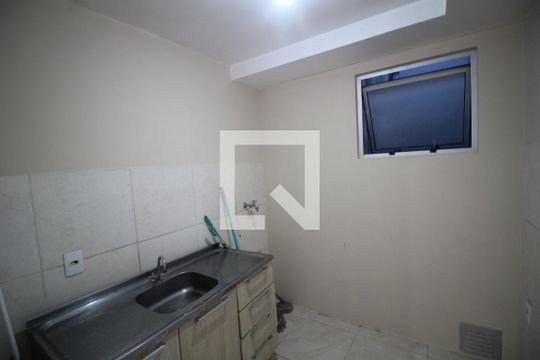 Cozinha de apartamento à venda com 2 quartos, 53m² em Olaria, Canoas