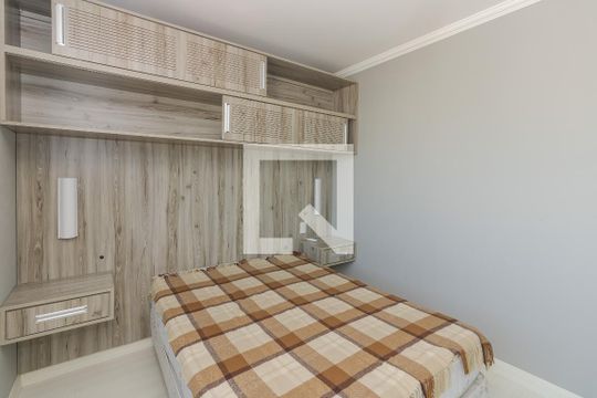 Quarto Suíte de apartamento para alugar com 2 quartos, 72m² em Santa Cecília, Porto Alegre
