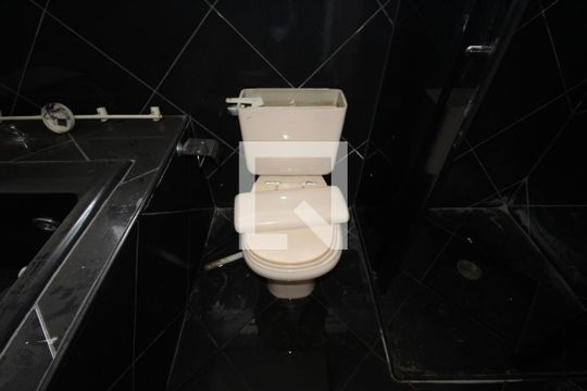 Banheiro Suite de casa à venda com 3 quartos, 280m² em Chácara Mafalda, São Paulo