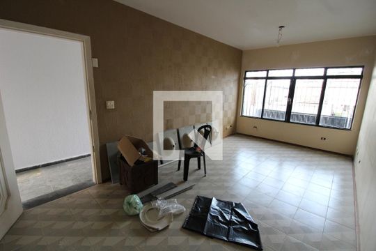 Casa para alugar com 3 quartos, 280m² em Chácara Mafalda, São Paulo