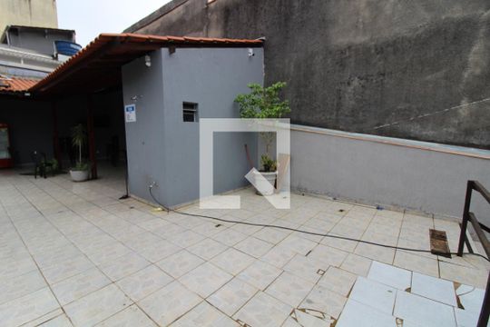 Quintal de casa para alugar com 3 quartos, 280m² em Chácara Mafalda, São Paulo