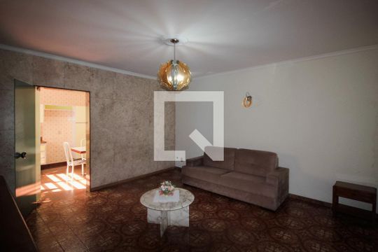 Casa à venda com 4 quartos, 192m² em Vila Natália, São Paulo