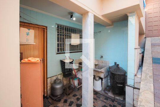 Área de Serviço de casa à venda com 4 quartos, 192m² em Vila Natália, São Paulo
