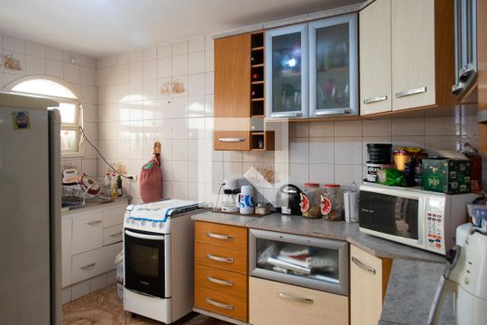 Cozinha de casa à venda com 2 quartos, 100m² em Vila Santa Maria, São Paulo