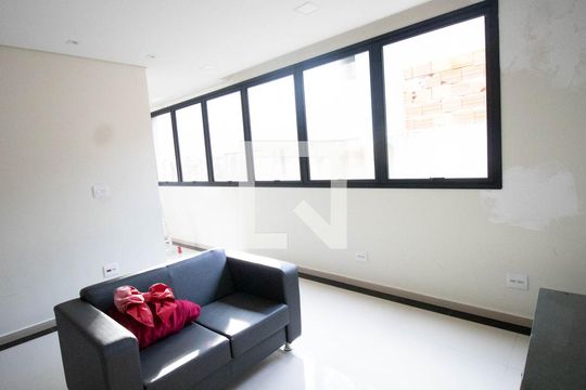 Sala 1 de casa de condomínio à venda com 3 quartos, 405m² em Jardim Peri, São Paulo