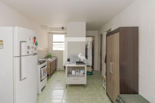 Cozinha e Área de Serviço de apartamento à venda com 2 quartos, 40m² em Mário Quintana, Porto Alegre