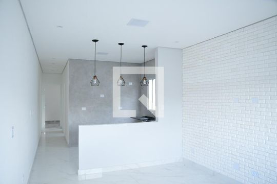 Sala de casa de condomínio para alugar com 2 quartos, 55m² em Centreville, Cotia