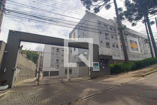 Fachado do condomínio de apartamento à venda com 2 quartos, 54m² em Vista Alegre, Curitiba