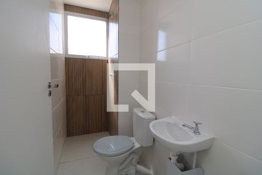 Banheiro de apartamento à venda com 2 quartos, 44m² em Jardim Imperador (zona Leste), São Paulo