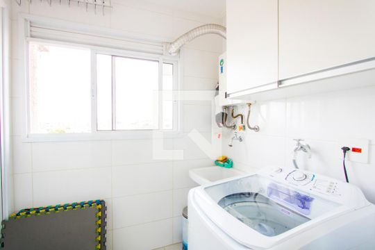 Área de serviço de apartamento à venda com 3 quartos, 96m² em Parque Bandeirante, Santo André
